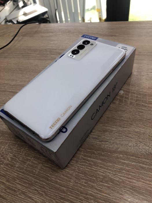 tecno camon 18p,128gb/8 а4