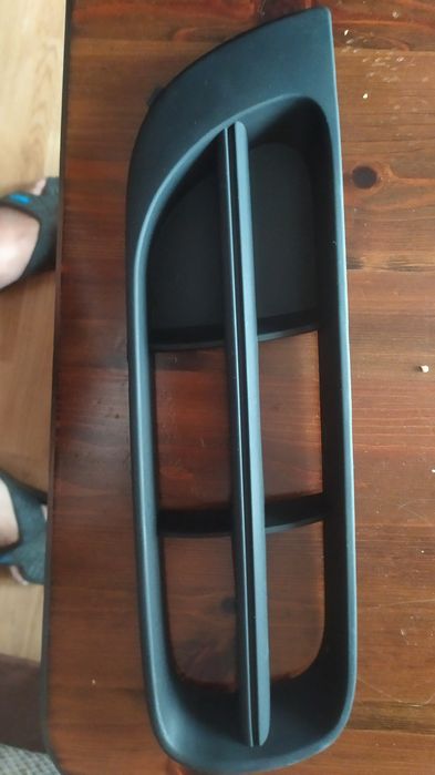 Пластмасова част от маска на Шкода Рапид и Фабия