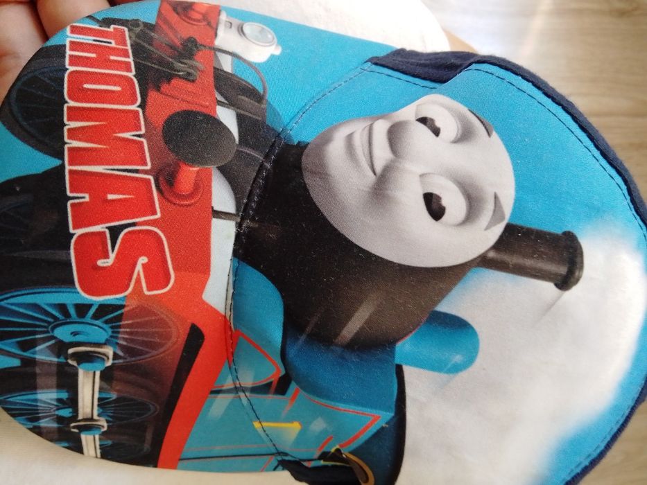 Шапка с козирка влакче Томас