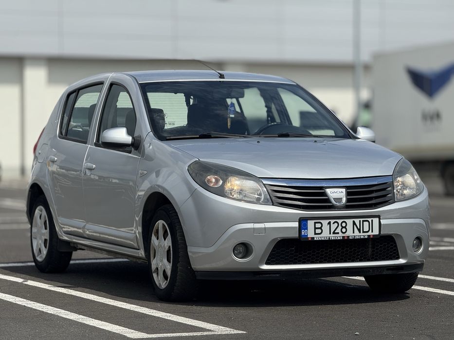 DACIA Sandero 2011 — imagine 3