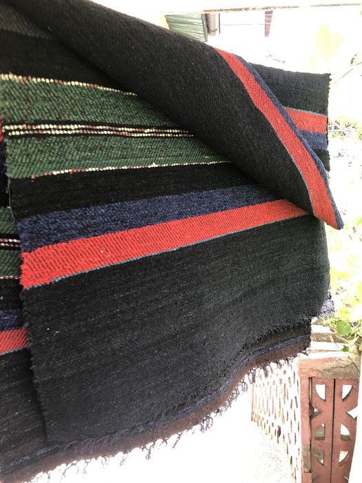 Ръчно изработени черги, покривала за легла