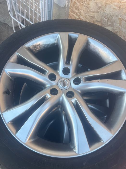 Vand genti pentru nissan morano negociabil