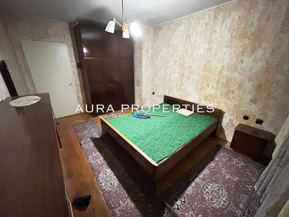 Продава се Тристаен апартамент в Разград, Житница - 90 кв.м за 1179 €/кв.м - Снимка #8