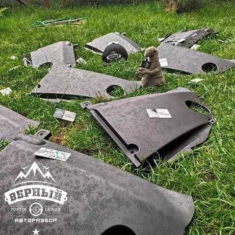 Декор под капот RX350