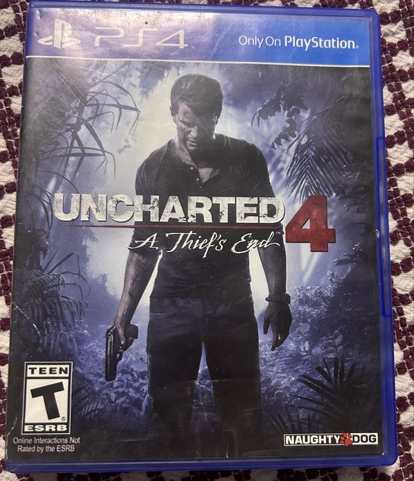 Продам PS4 (на гарантии )