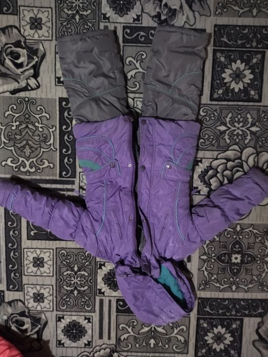 Куртки на девочку 5000