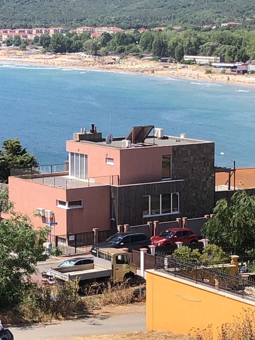 Къща за гости в Созопол до плажа на Каваците