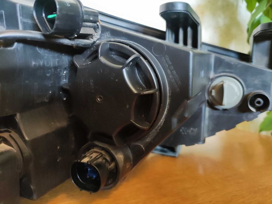 Фар за Хюндай Елантра ляв Hyundai Elantra