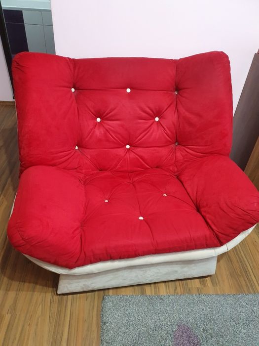 Canapea extensibila cu doua fotolii extensibile