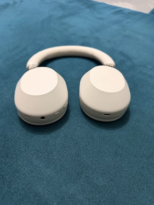 Наушники Sony XM5