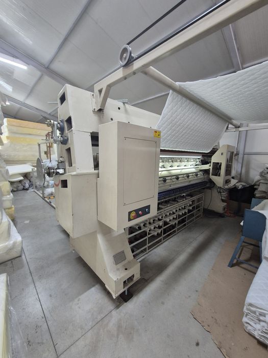 Vând utilaje producție saltele