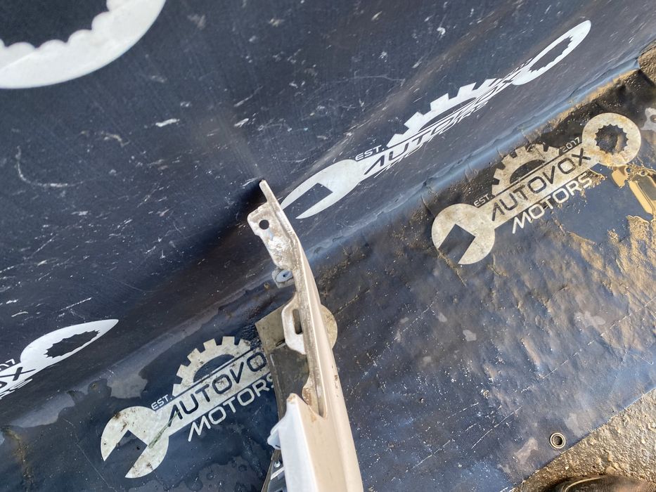 Bara fata Audi A5 8w6 facelift de la 2020