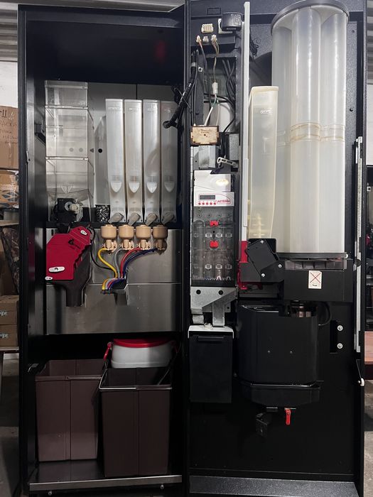 Вендинговый кофе аппарат