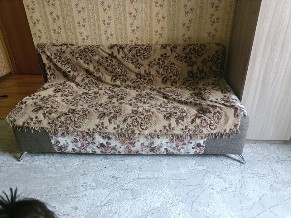 Продам шкаф с диваном