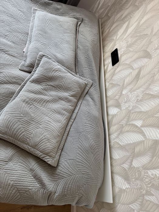 Кровать двух спальная