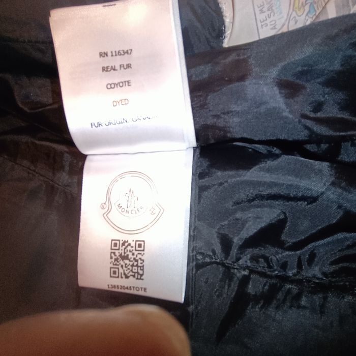 Geaca de dama lungă  moncler originala Nr 4(M-L)