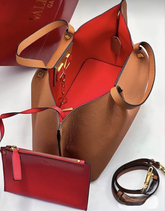 Продам  Сумку  Valentino