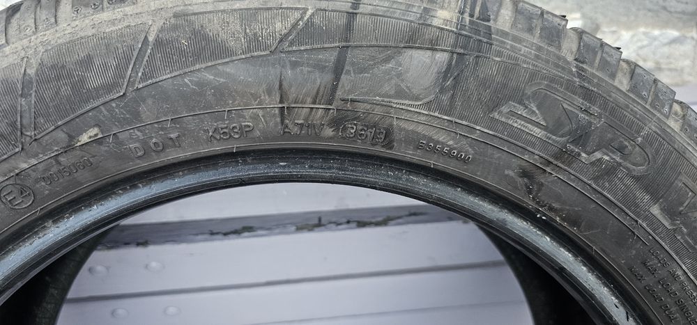 Anvelope/cauciucuri iarna 215 60 R17 C