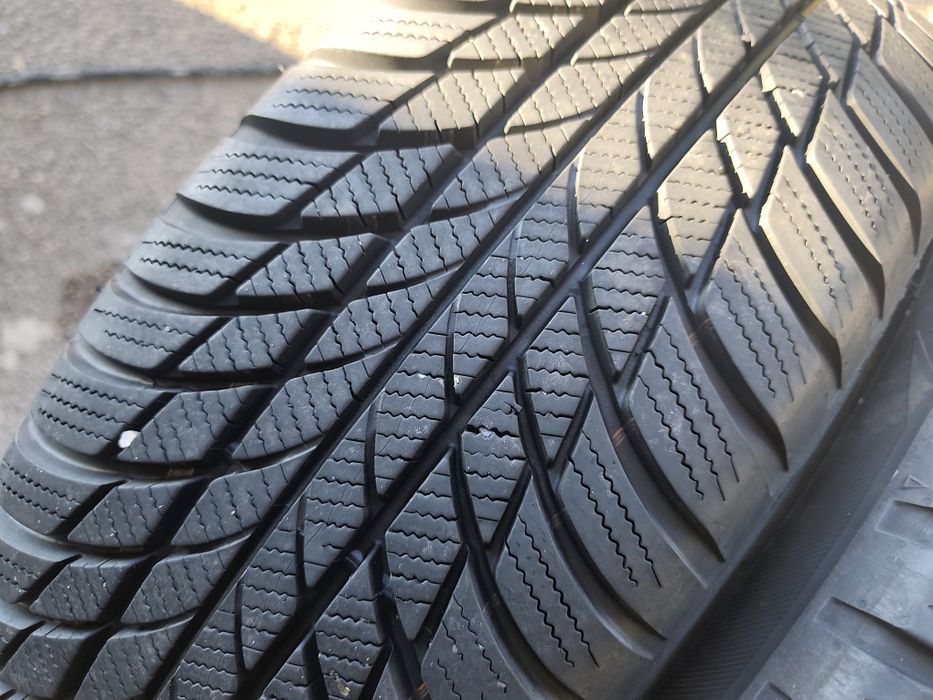 185/60/16" 4бр Bridgestone blizzak lm001,dot1024, 6-7mm