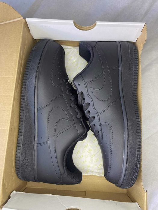 Nike Air Force 1 White and Black Оригинални