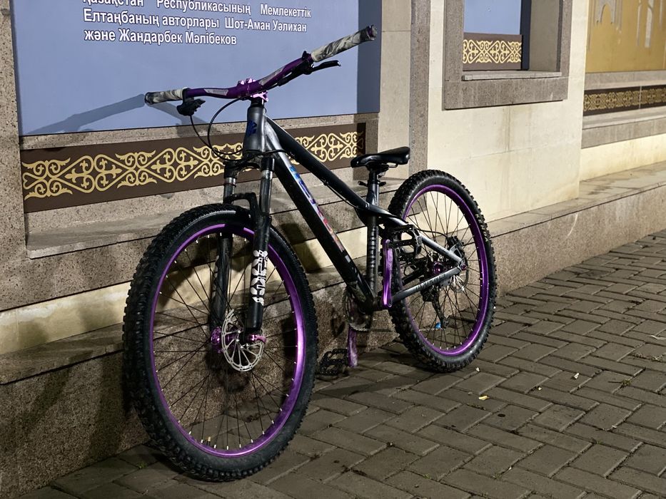 Дерт стрит ерек л100