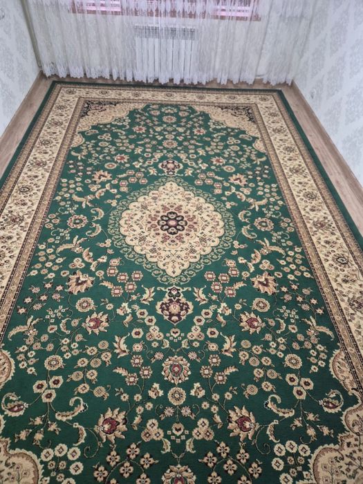 Продам ковёр б/у. Производство  Турция .