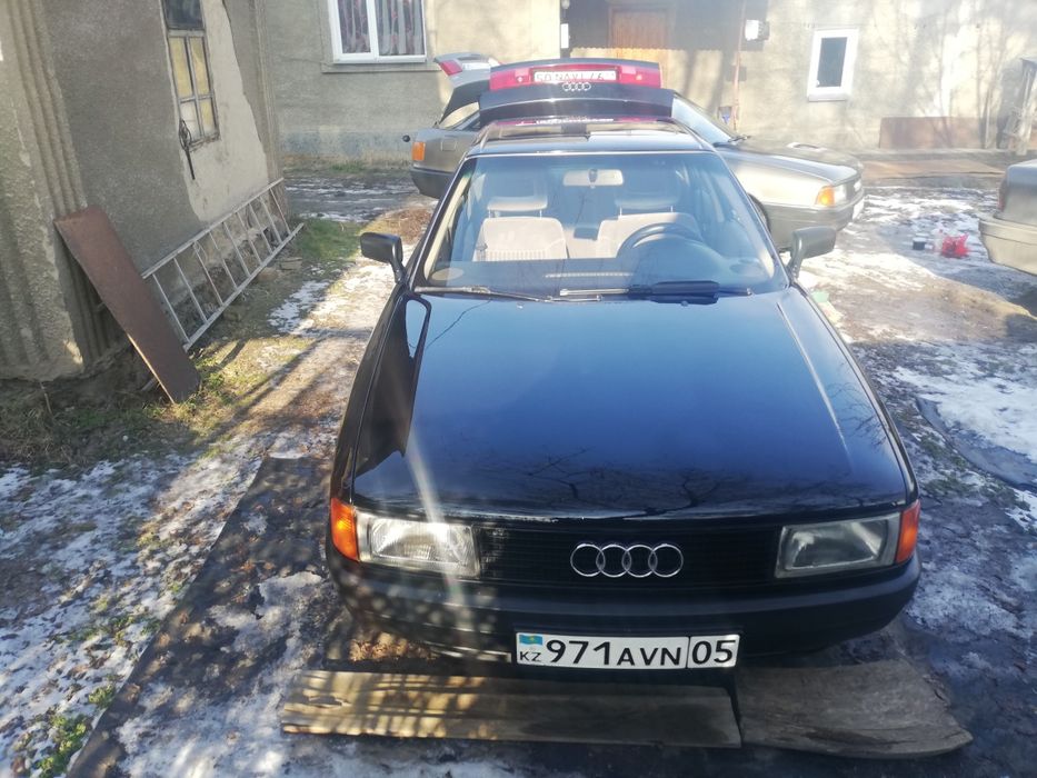 Продам ауди 80 в3