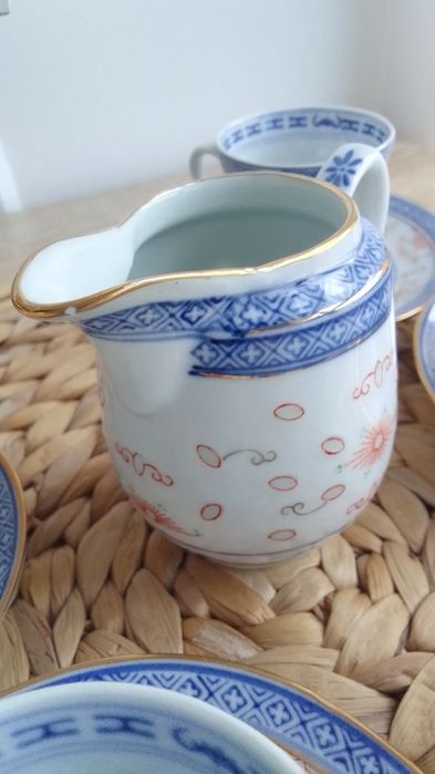 Китайски порцеланови сервизи за чай/кафе