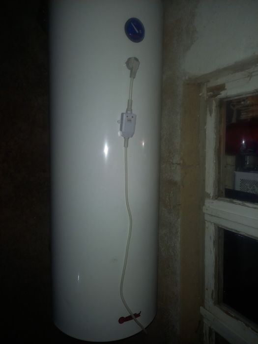 Водонагреватель tremex150 литровы