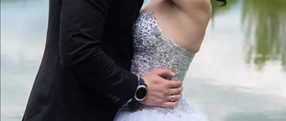 Блестяща сватбена рокля тюл принцеса корсет бюстие топ