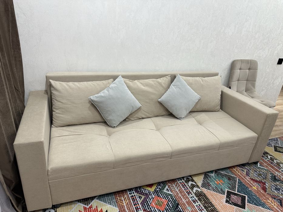 Продам диван 2 метра