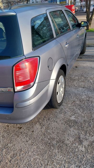 De vanzare Opel astra h