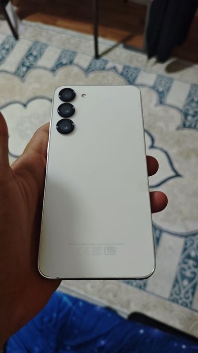 SAMSUNG S23+ продам обменяю.