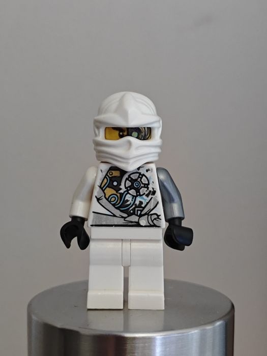 Lego Ninjago Zane battle damage