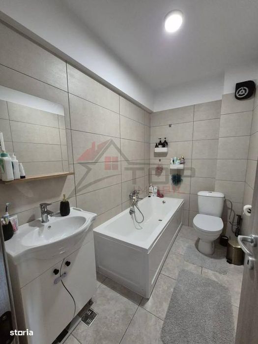 Apartament cu 3 camere, 2 bai, loc de parcare - Visani