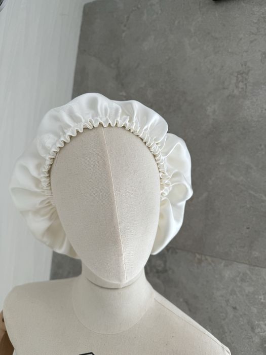 Копринено боне и ластик размер S