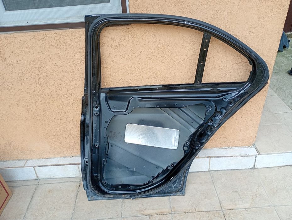 Usa dreapta spate Mercedes c-class w205