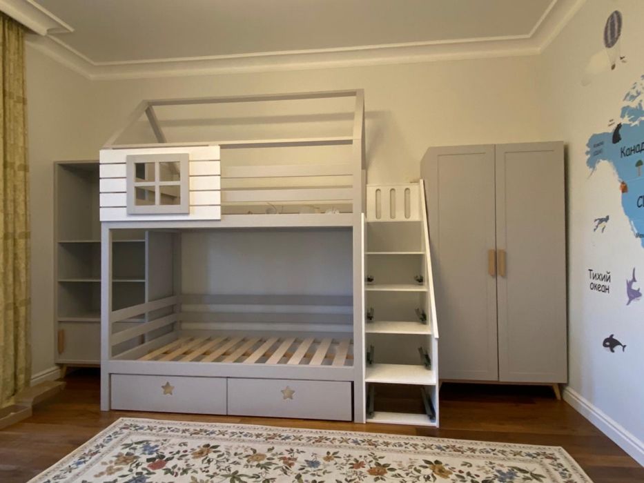 Продам детскую мебель