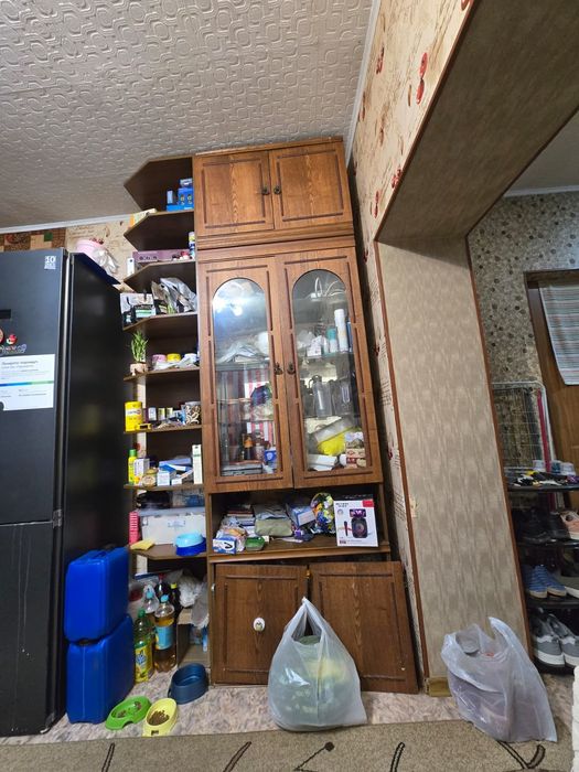 Отдам бесплатно кухонный шкаф