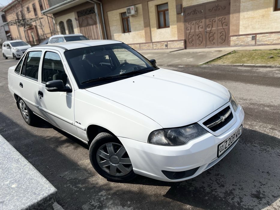 Nexia 2.    1,6 dons zoʻr holatida kraskasi toza gaz qoyilmagan