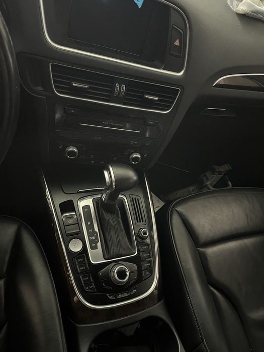 Piese dezmembrari Audi Q5 motor 2.0 tdi CNHA,CGLC, 2.0 tfsi CDNC