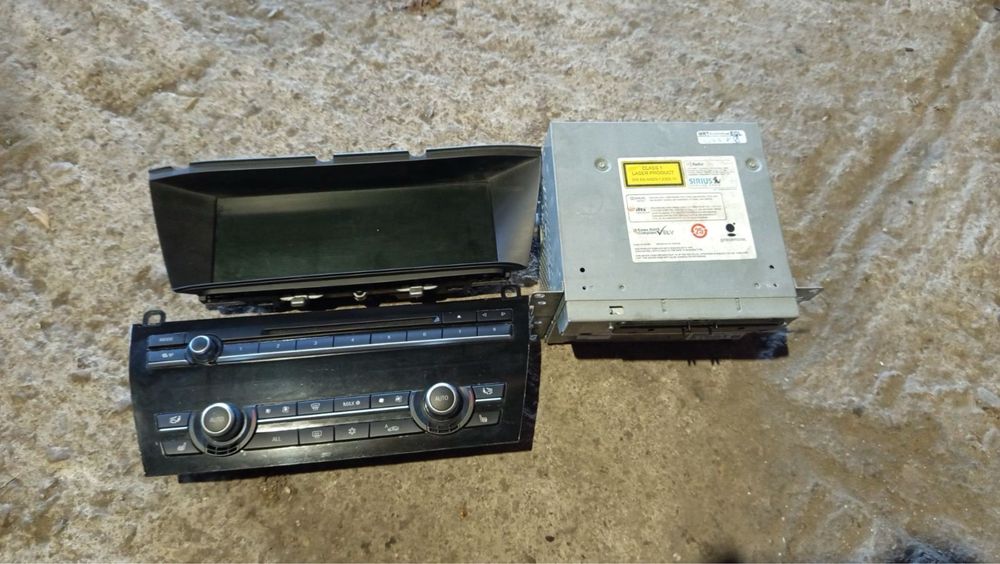 CIC Bmw F01 F10 навигация модул и монитор