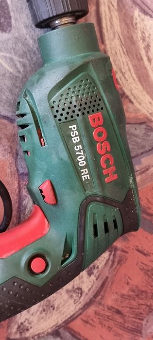 Vând bormasina Bosch PSB 5700 RE