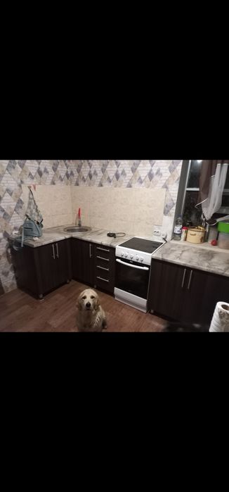 Продам кухонный гарнитур низ