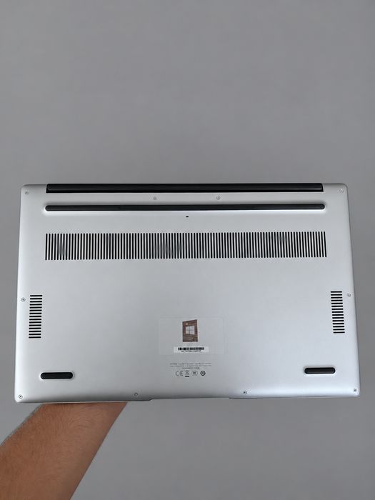 Laptop Huawei 15 Full HD in stare perfectă