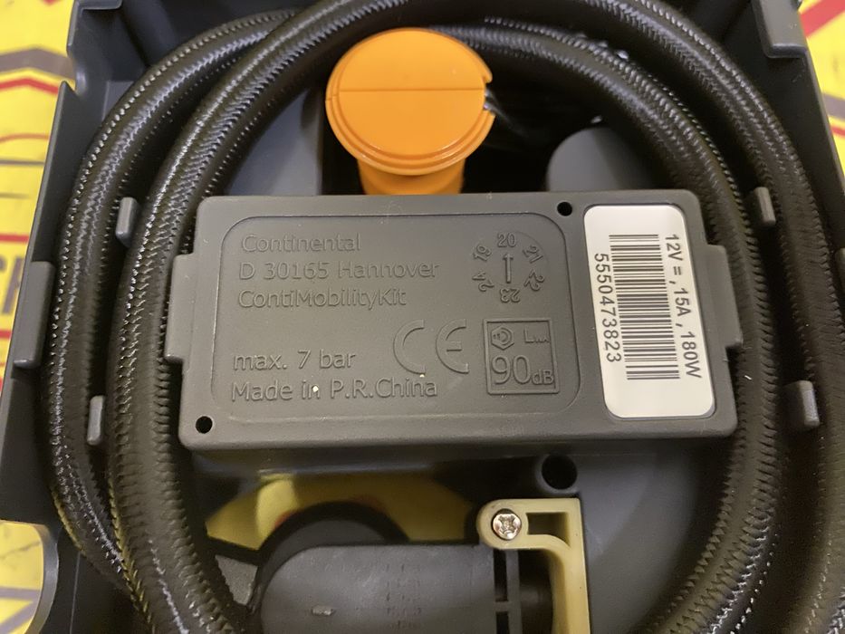 Kit pana Continental compresor auto 180w cu solutie pana Neutilizat