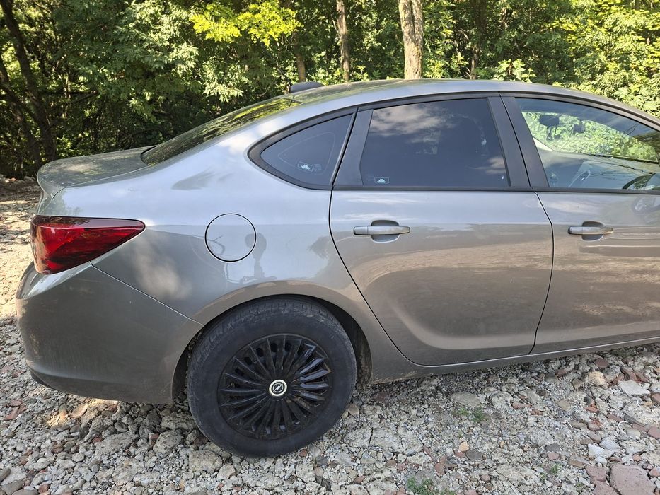 Vand Opel astra j