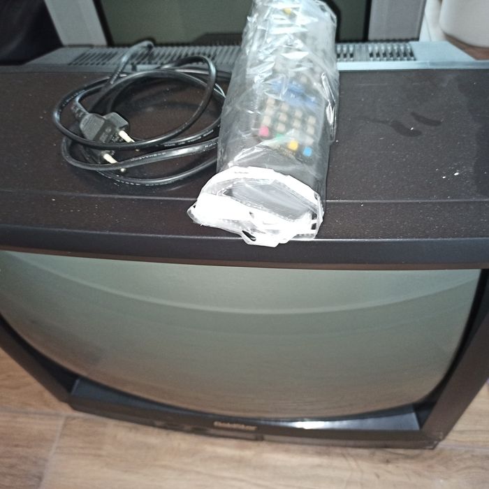 Цветни телевизори