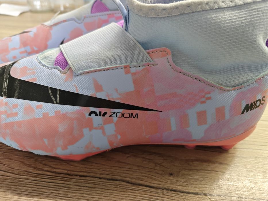 Nike - бутонки 37,5