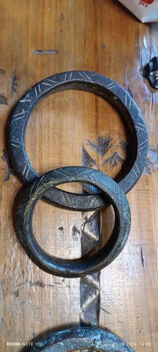 Старинные дверные кольца.